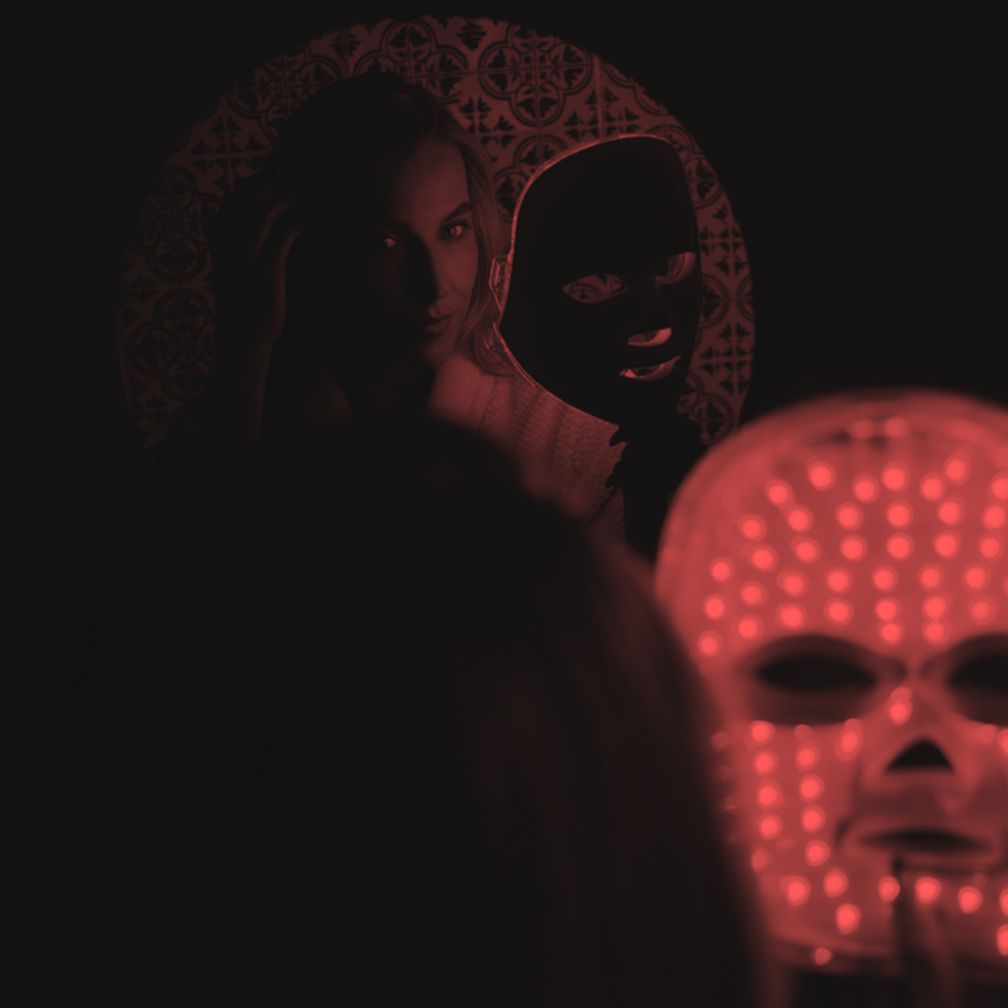 TheCoolVibeShop™ - LED Face Mask